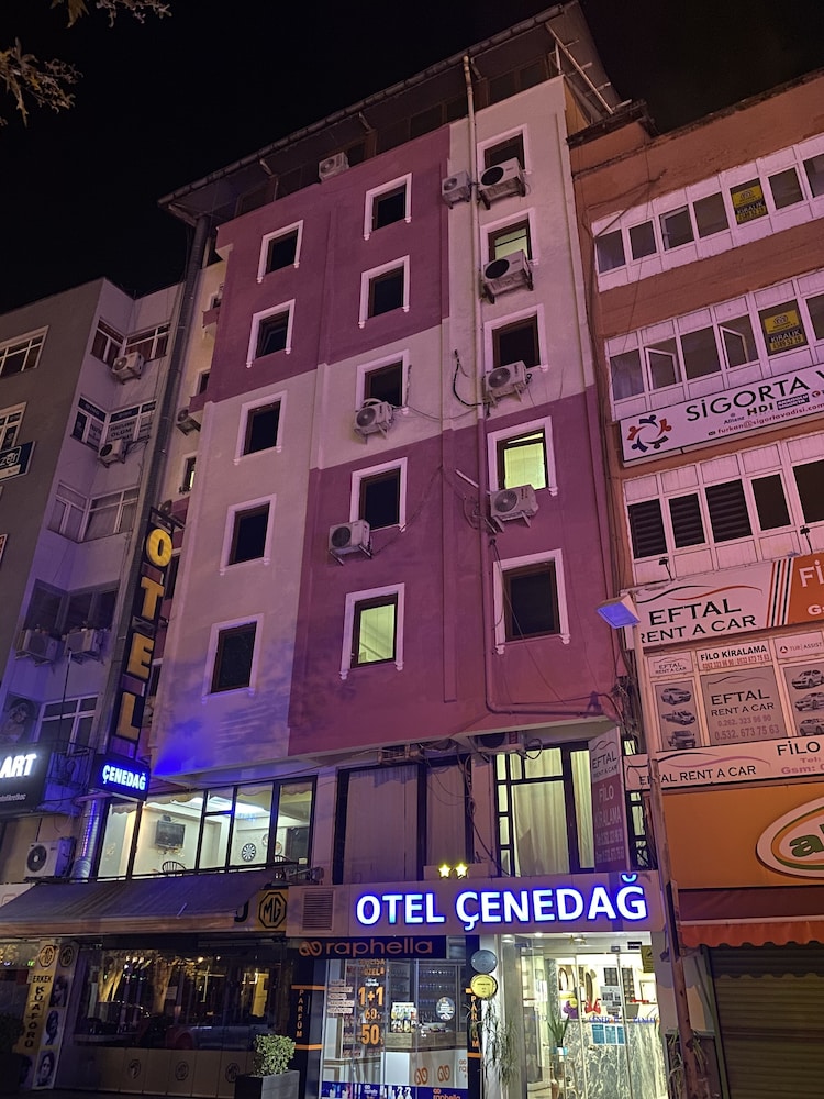 Hotel Cenedag 1/33