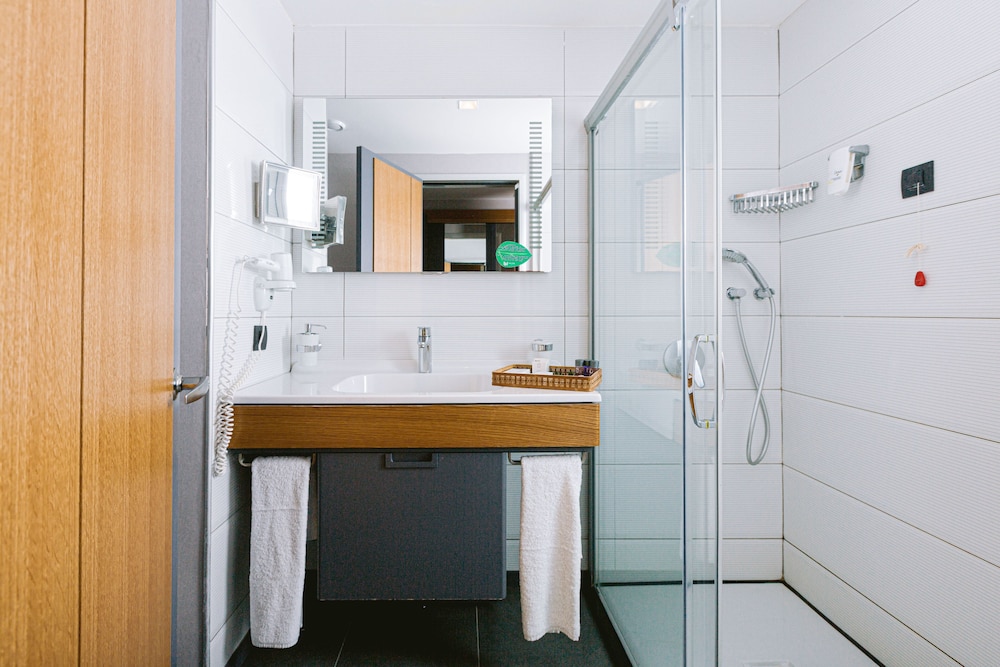 Ilica Hotel Spa and Wellness Thermal Resort 82/82
