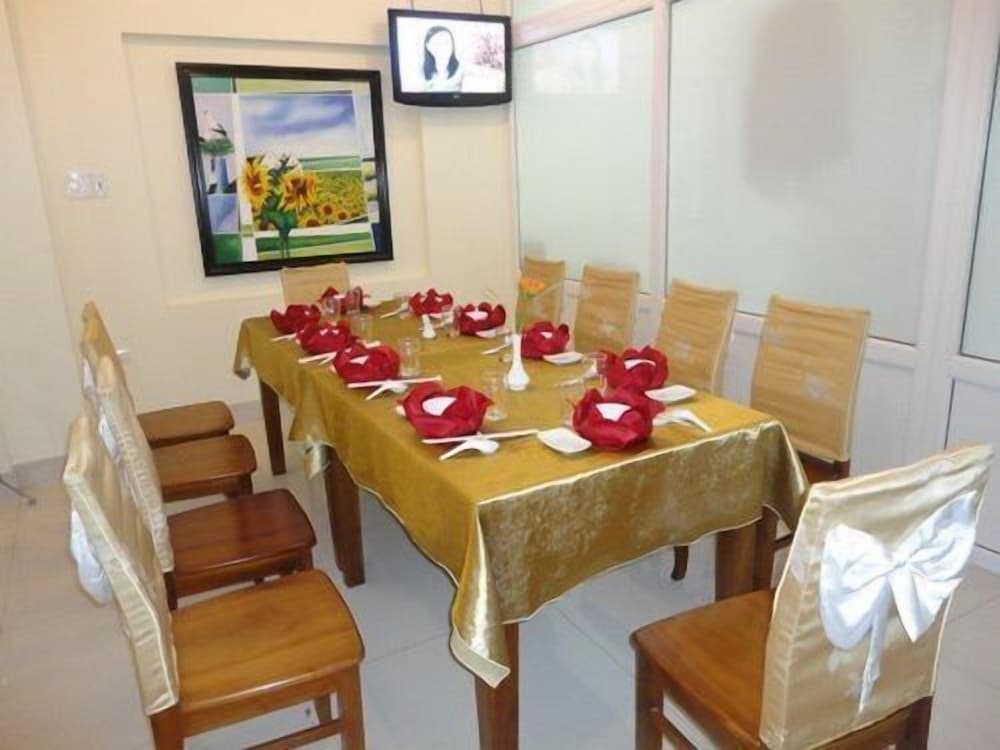 Hoang Yen Canary Hotel 55/66