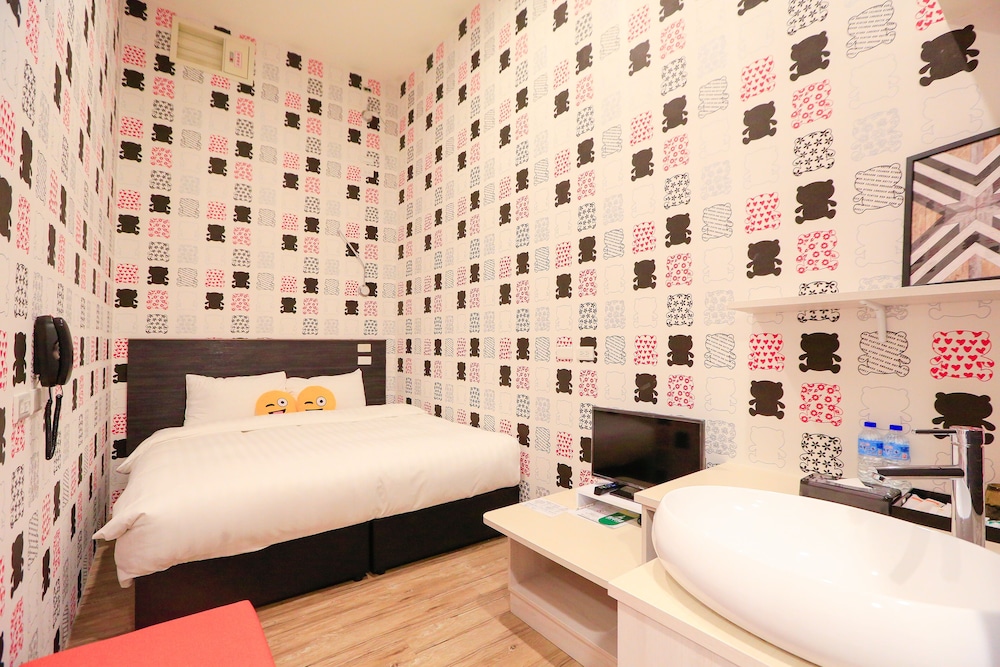 Place X Hotel 18/46