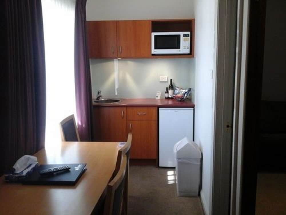 Willows Motel 15/42