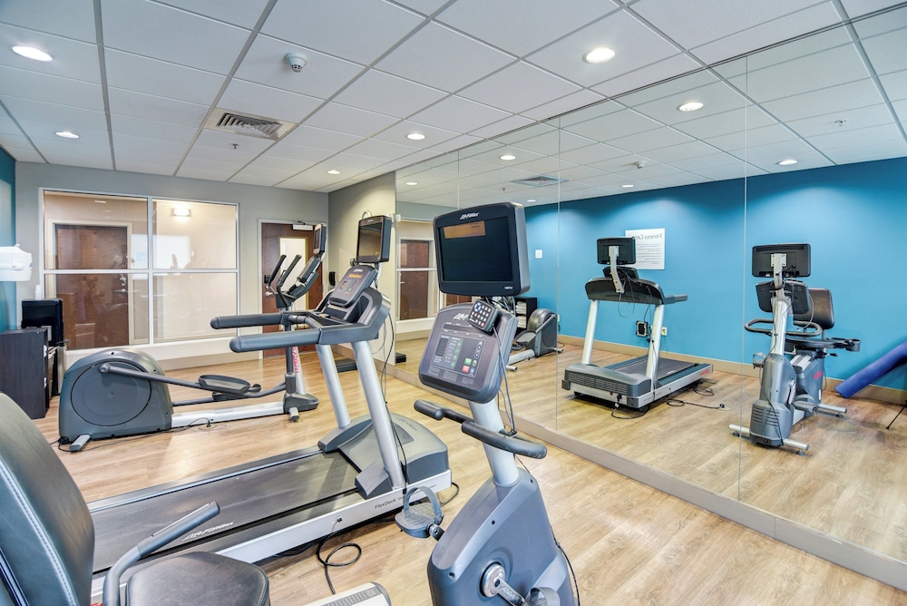 Holiday Inn Express Hotel And Suites Foley 44/75