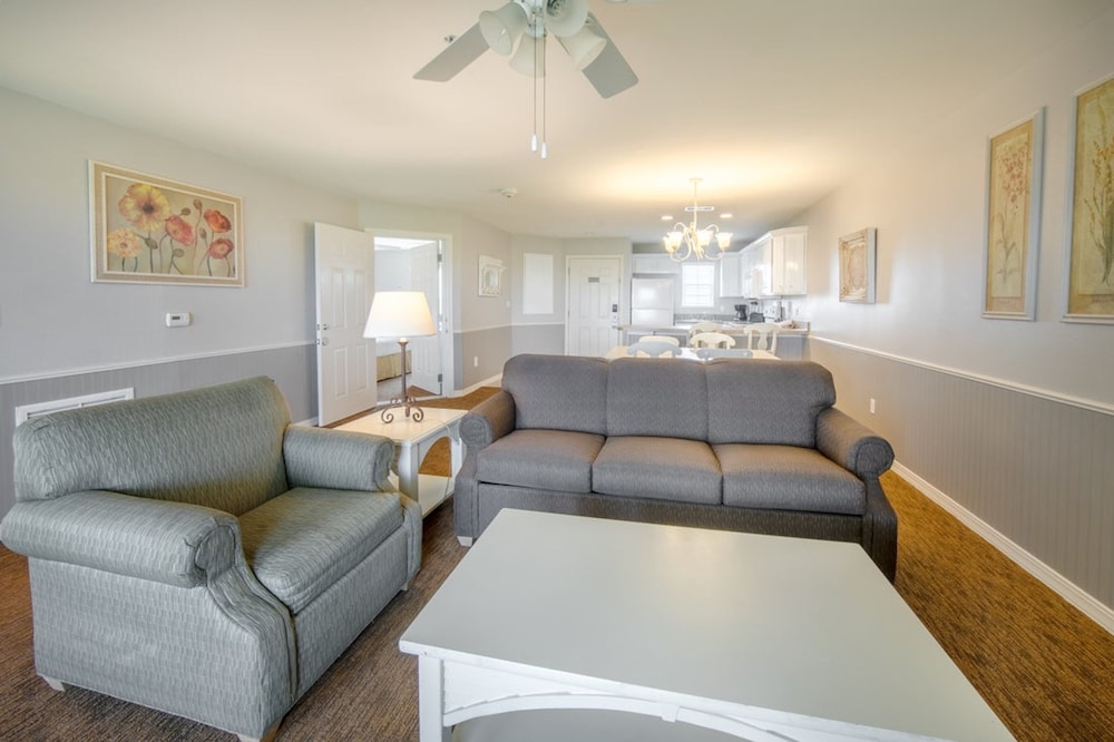 Holiday Inn Club Vacations Galveston - Seaside Resort 40/74