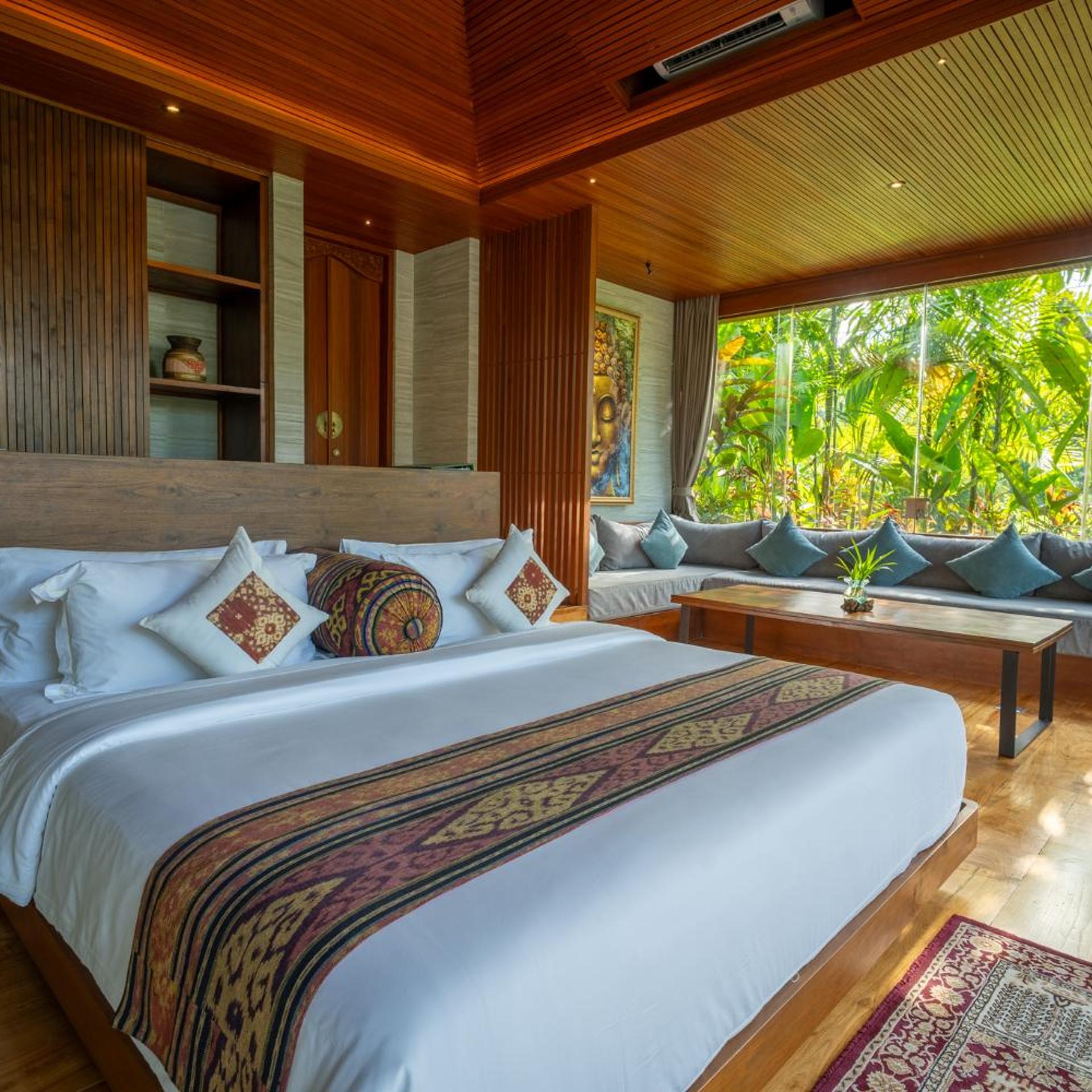 2 Bedrooms, Pool, Villa