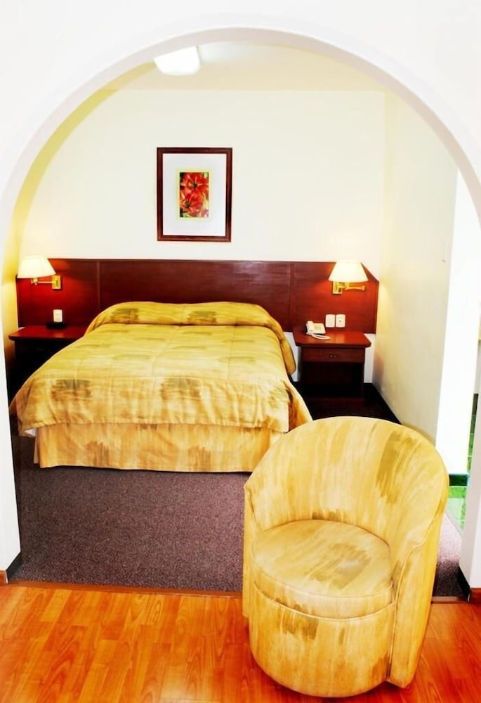 Hotel Marcella Clase Ejecutiva 14/28