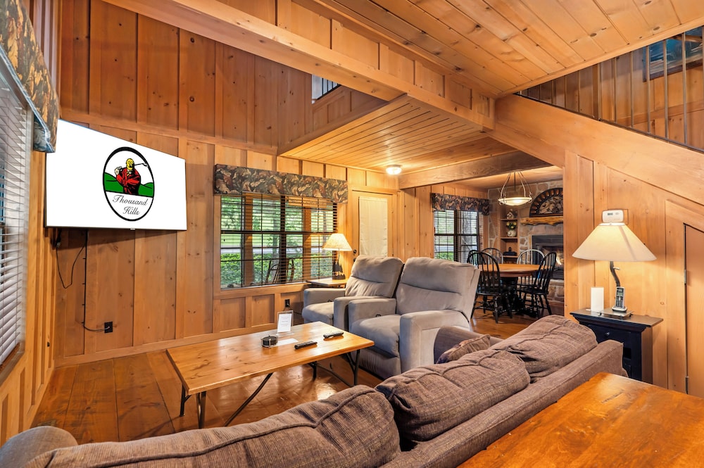 The Cabins At Green Mountain 52/68