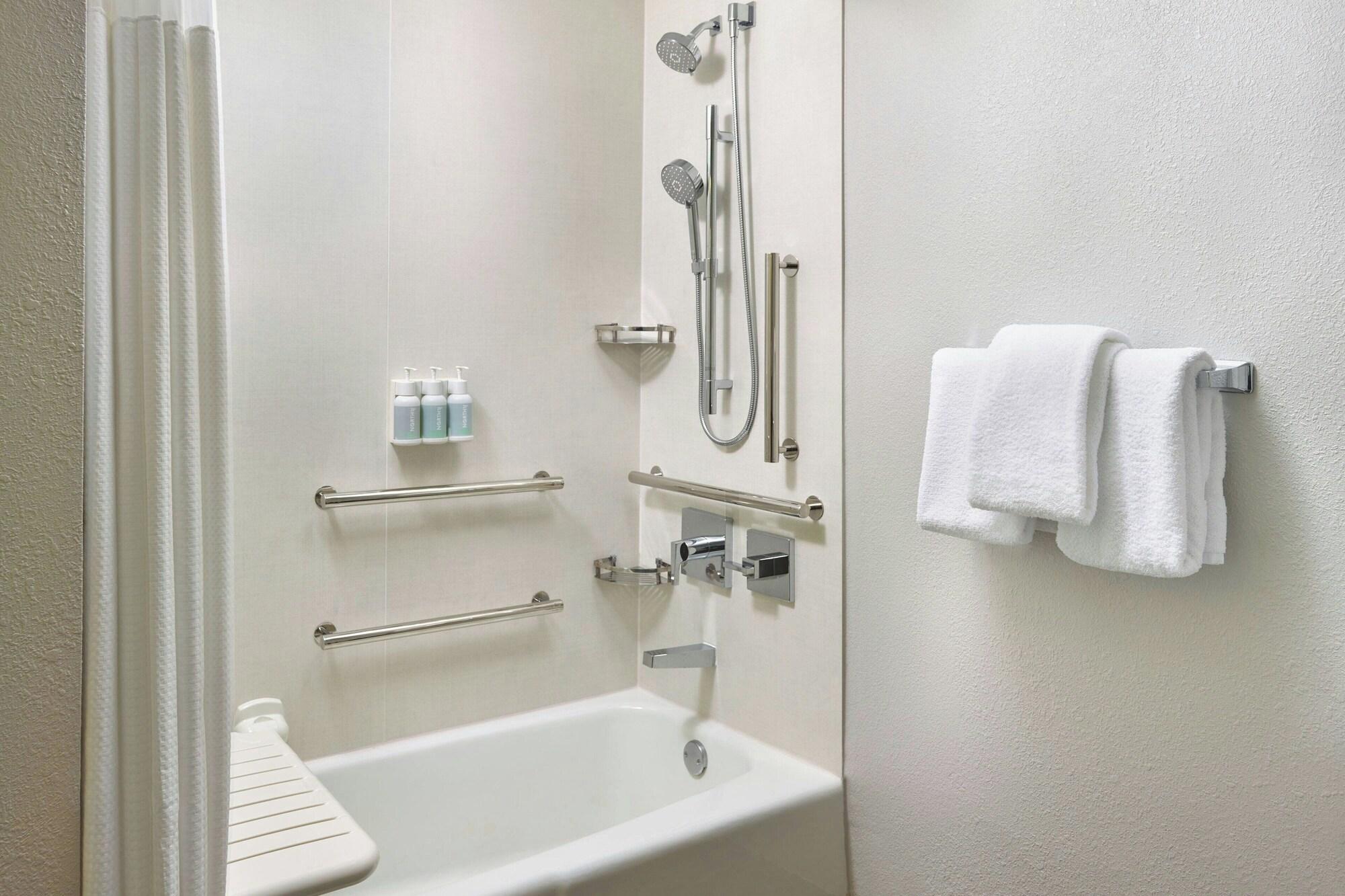 جناح بغرفة نوم واحدة لذوي الإعاقة، Courtyard by Marriott Medical Center San Antonio 3/3