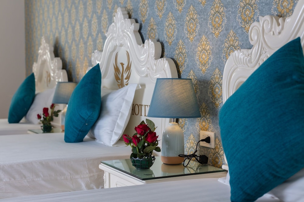 Phoenix Hotel Ha Long 35/50