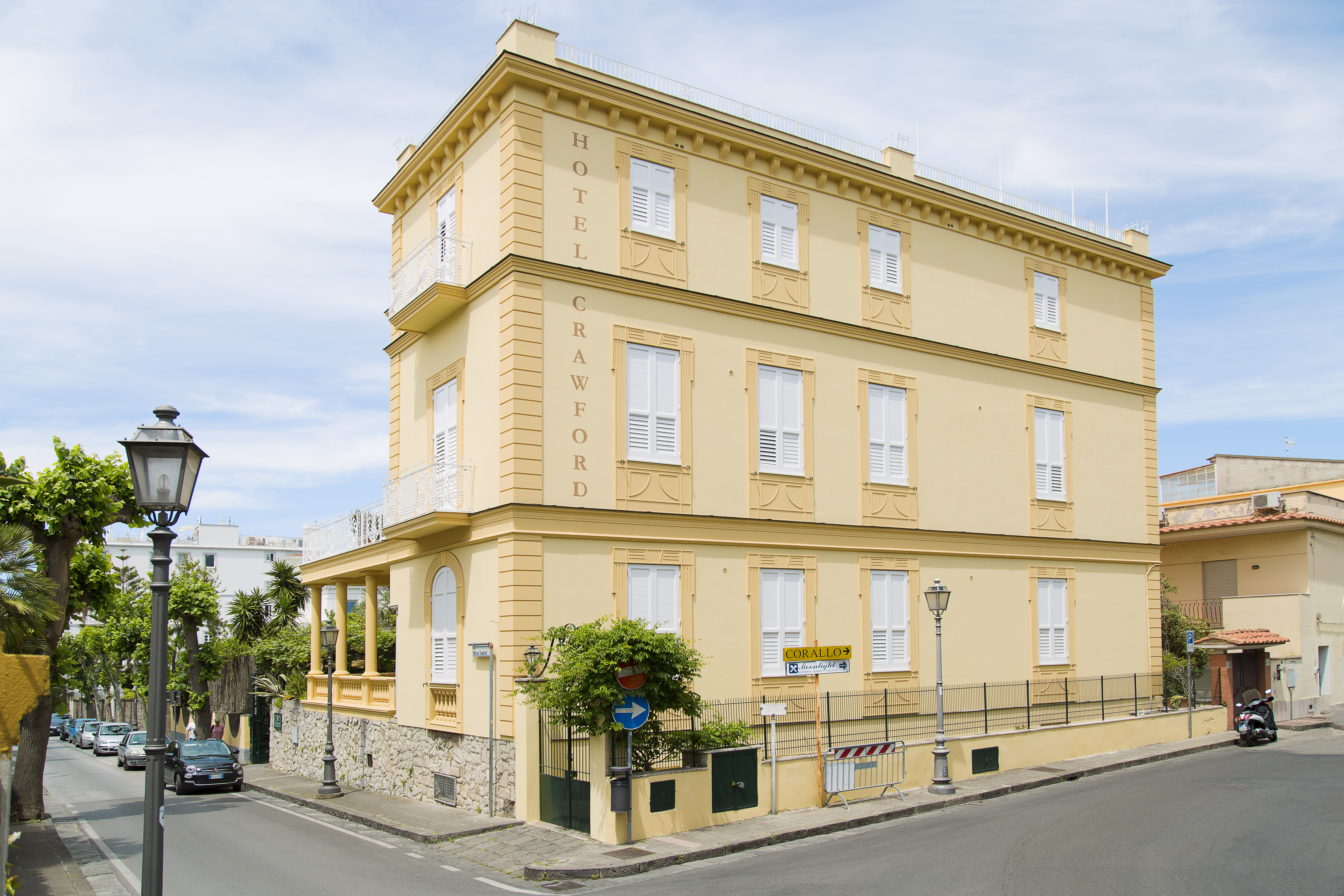 Crawford Hotel 37/45