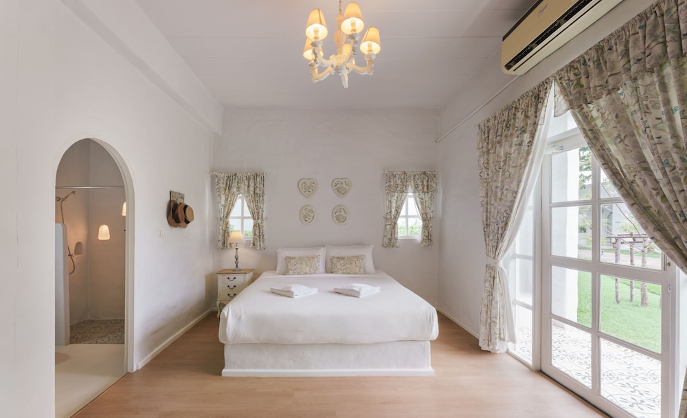 Villa La Flora Kanchanaburi 15/49