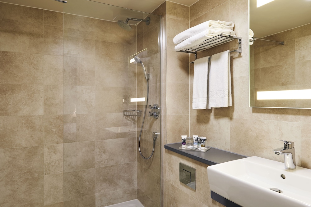 Exeter Rougemont hotel by Sunday 57/61