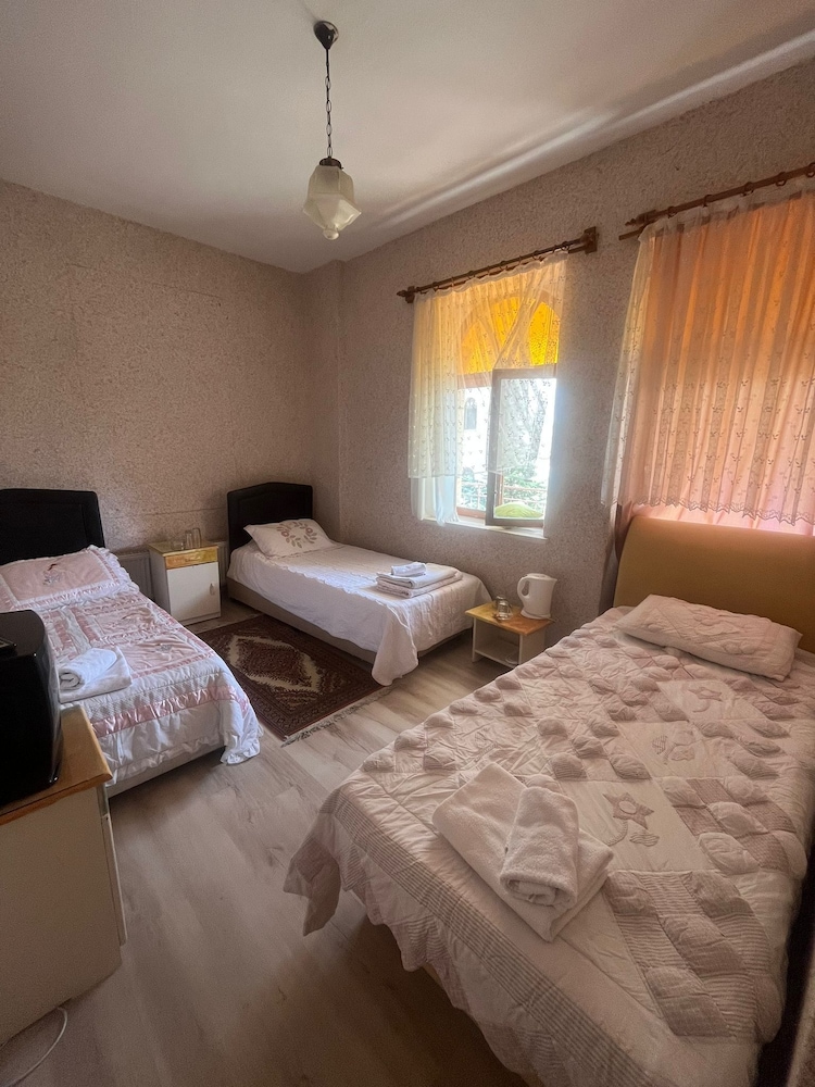 Hotel Ilhan 7/28