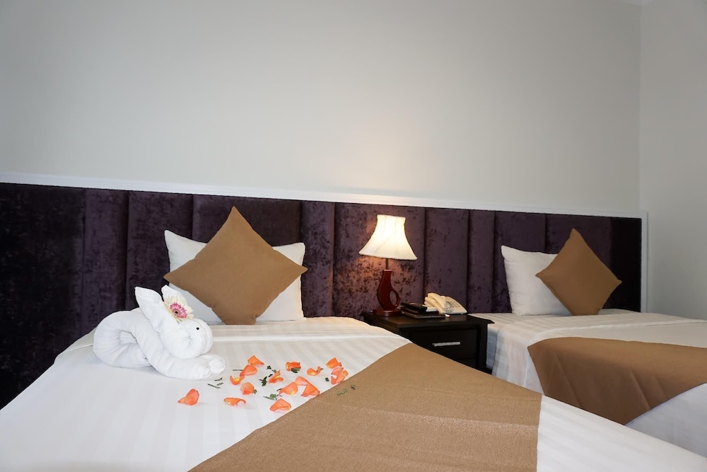 غرفة قياسية ثلاثية بسريرين منفصلين، Adina Hotel 4/6