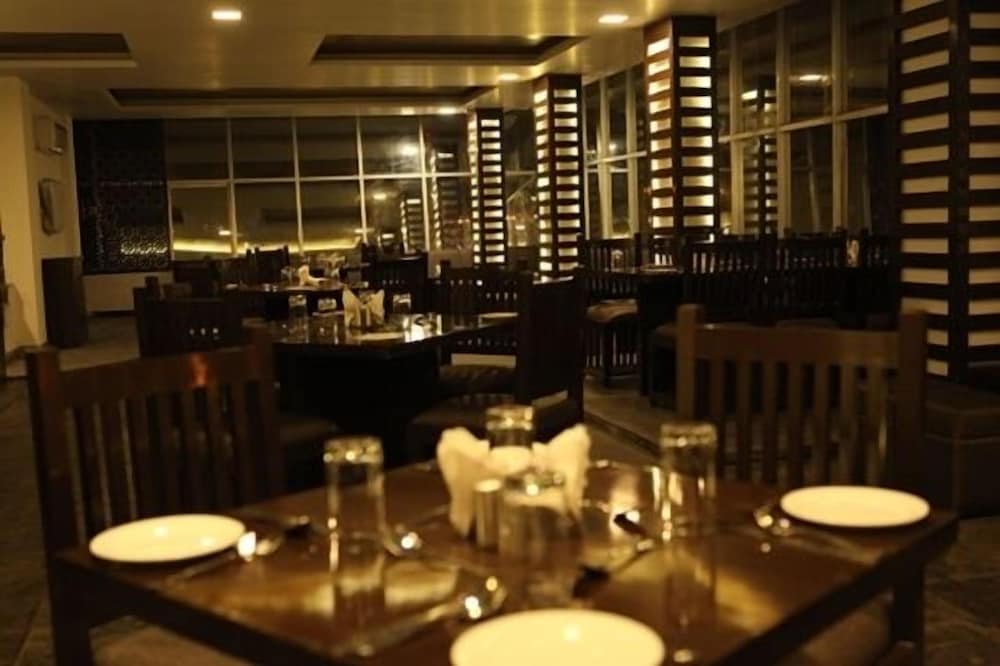 Hotel Avana 18/20