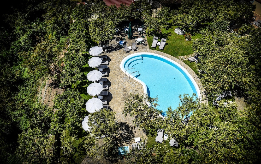 Antiche Mura Hotel 62/66
