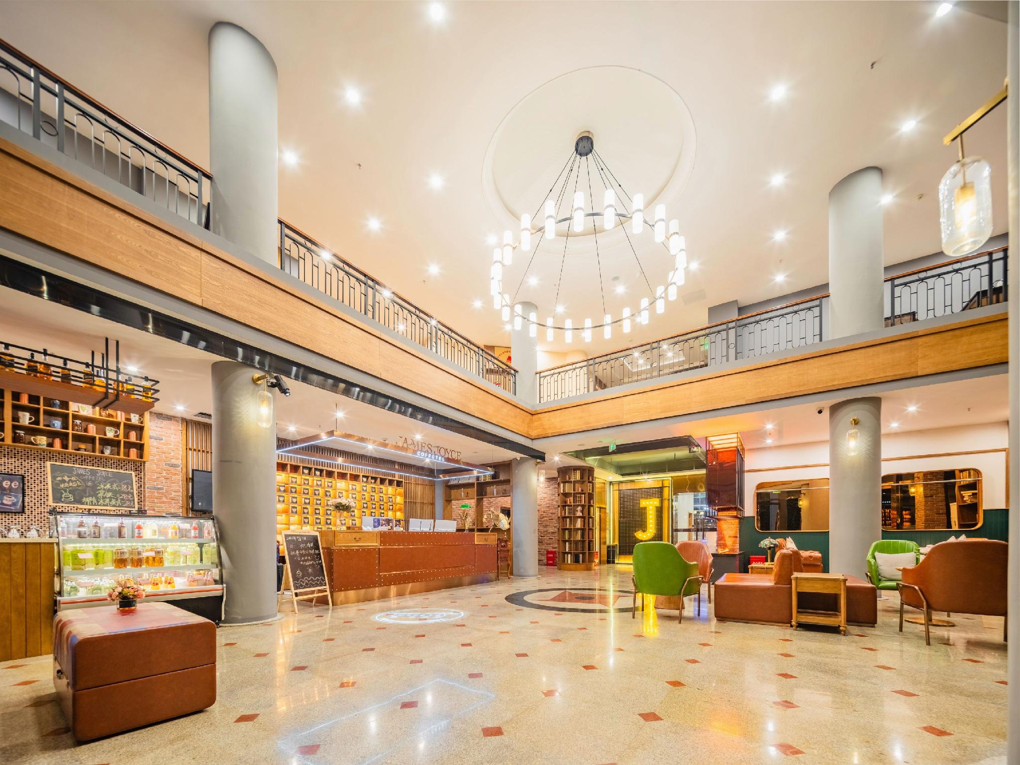 James Joyce Coffetel Chengdu (Huayang Convention and Exhibition Center Haichang Polar Aquarium) 9/42