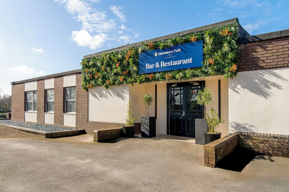 Daresbury Park Hotel 44/50