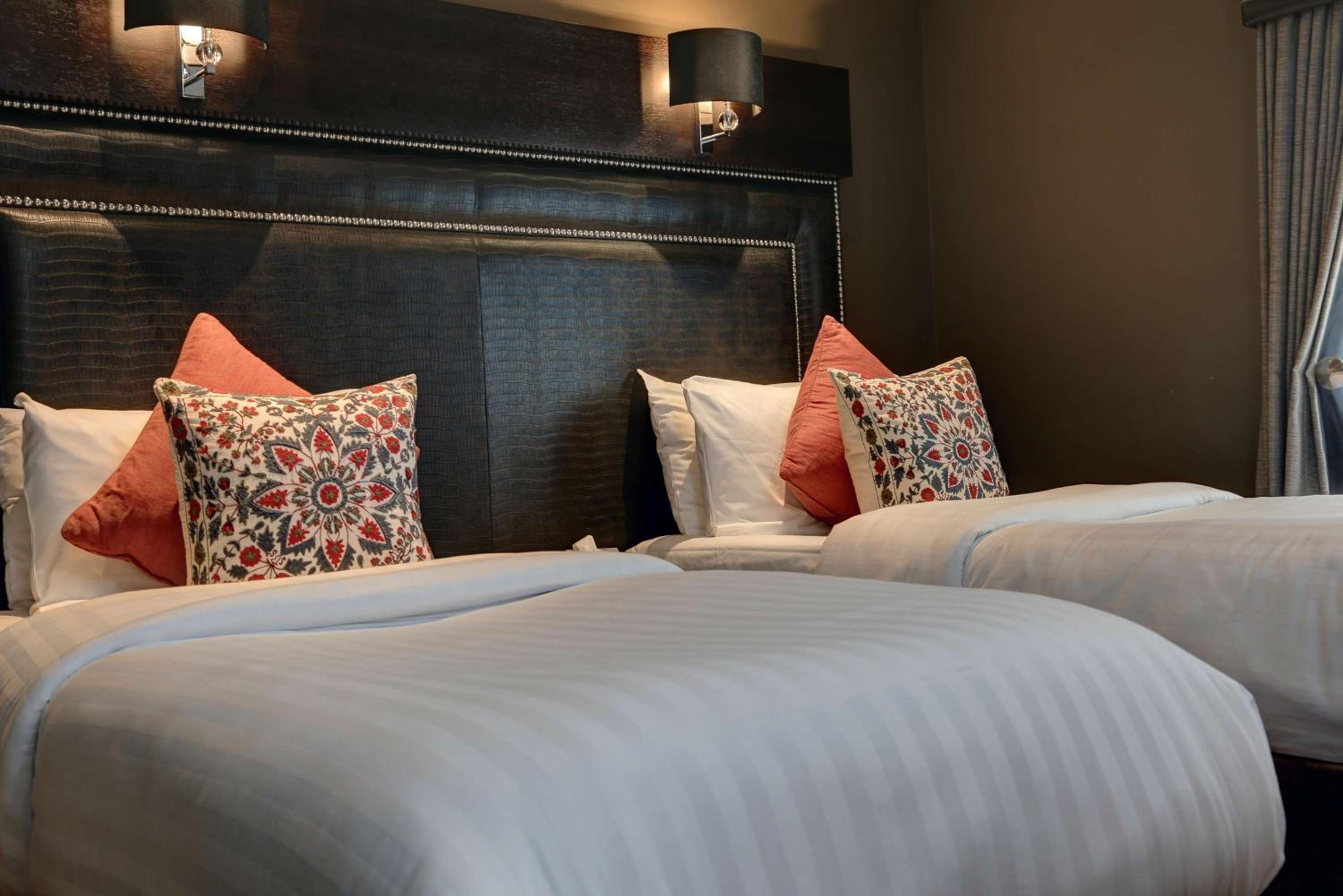 غرفة سوبيريور بسرير فردي، Eglinton Arms Hotel, BW Premier Collection 5/8