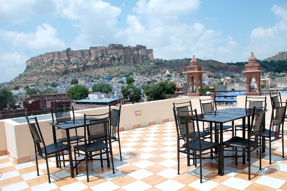 JEE RI HAVELI 36/50