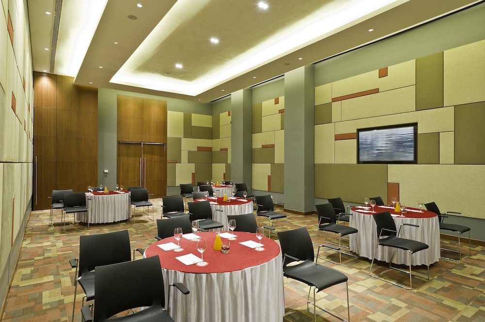 ibis Nashik 53/70