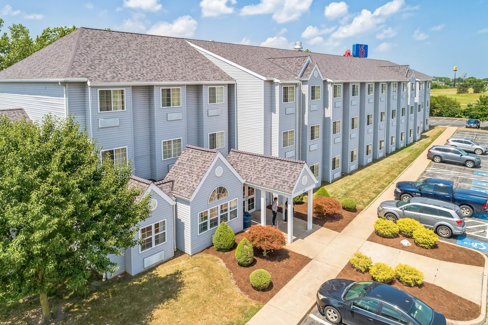 Motel6 Huron, OH - Sandusky 57/62