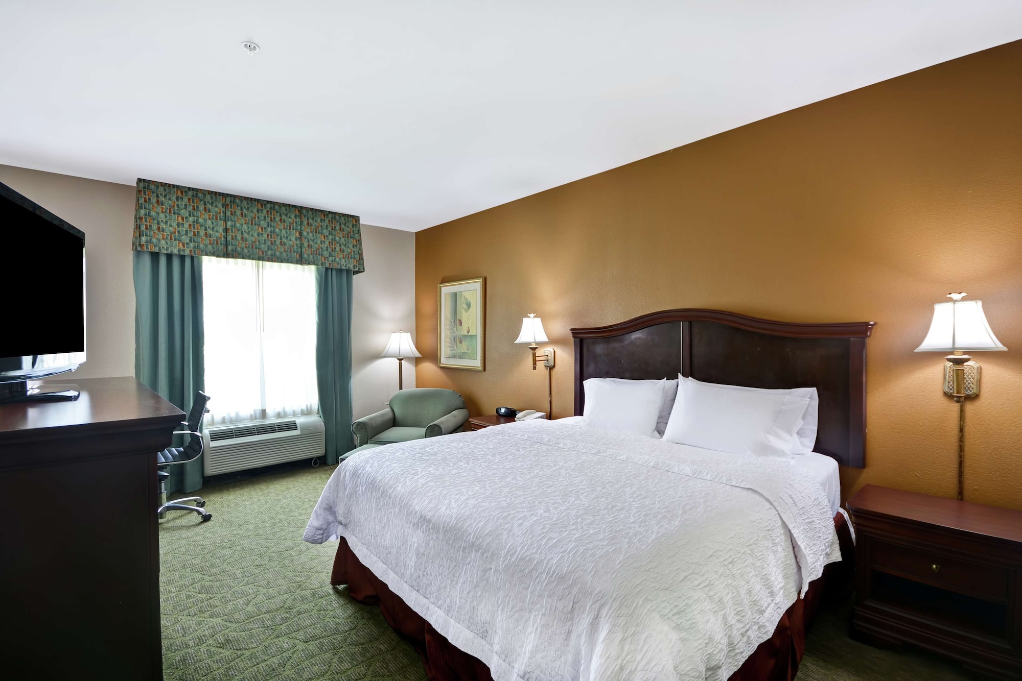 ROOM, KING BED