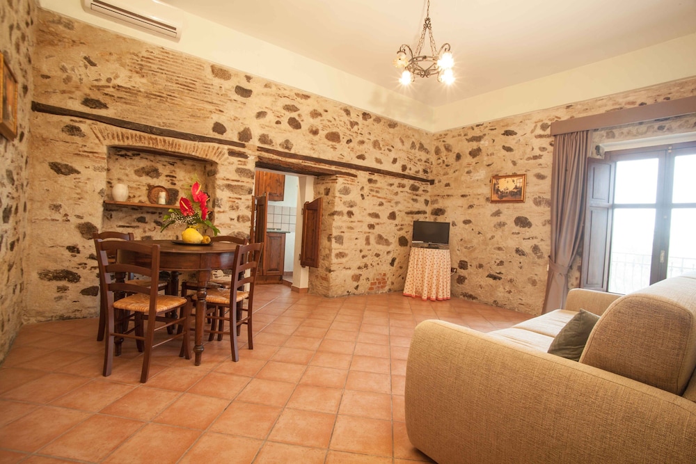 Tenuta Ciminata Greco 62/83