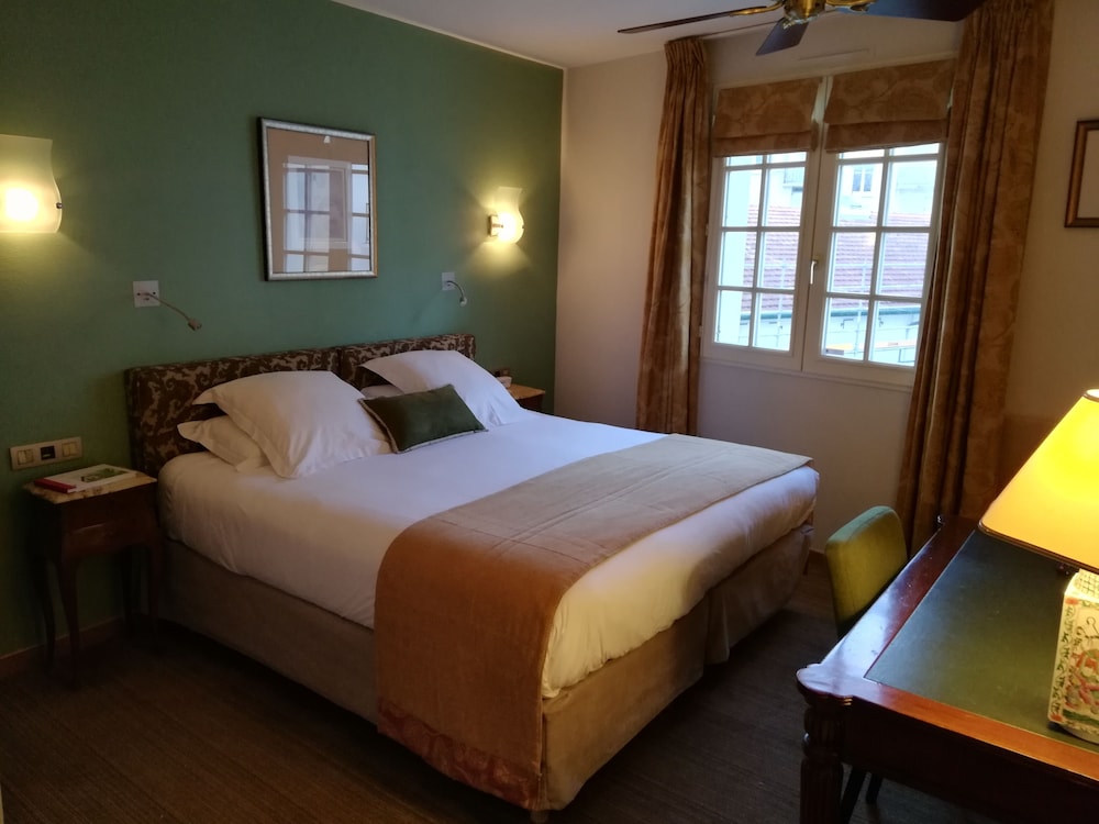 Hotel La Marisa 28/70