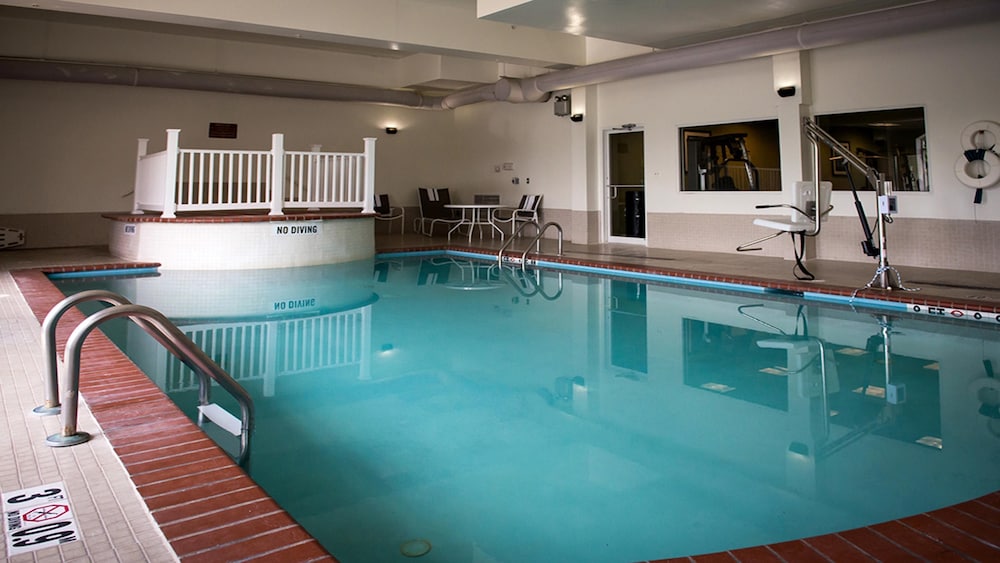 Holiday Inn Express La Plata 1/48