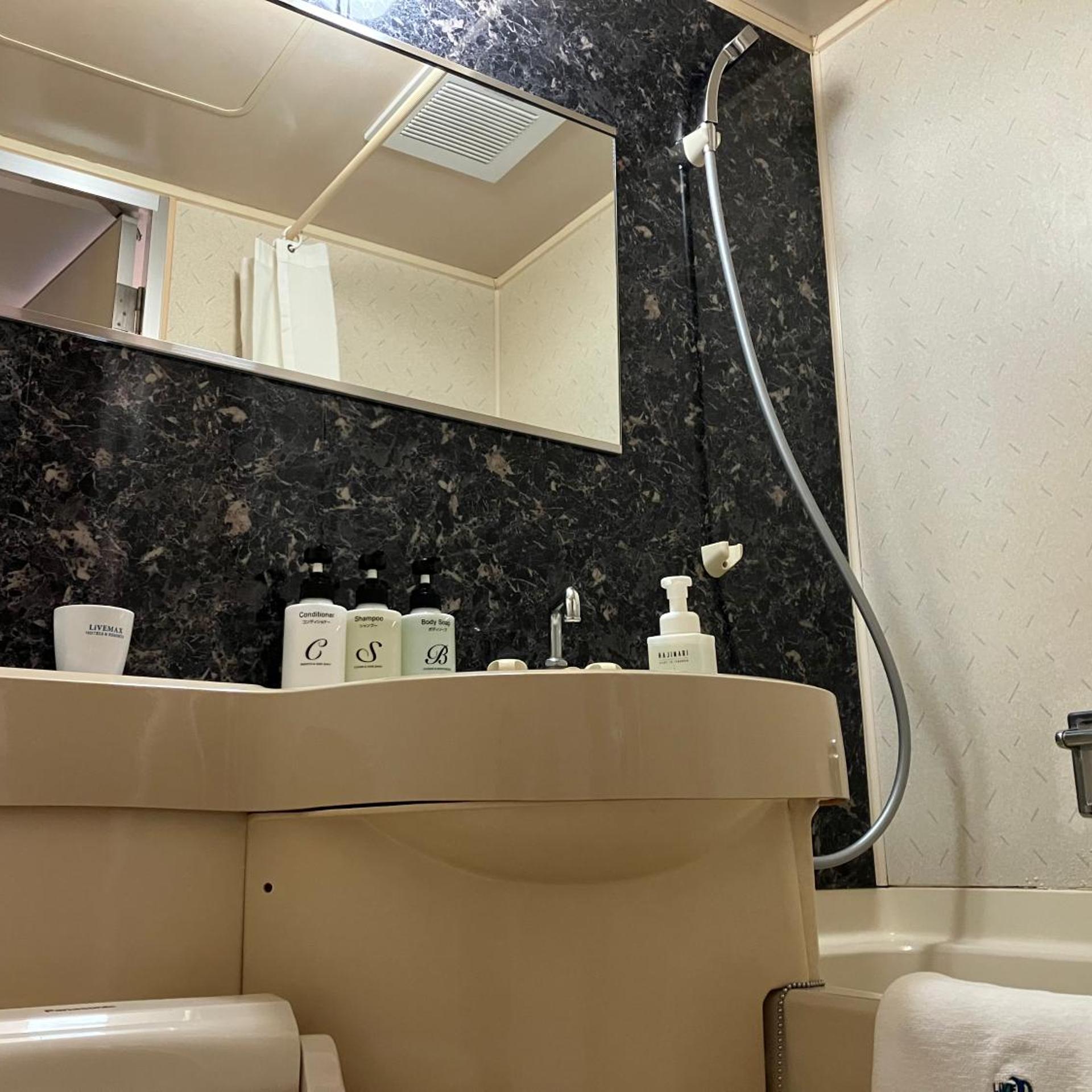 HOTEL LiVEMAX Honhachinohe Ekimae 44/46