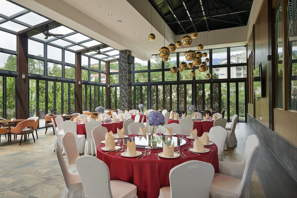 Geo Resort and Hotel 23/26