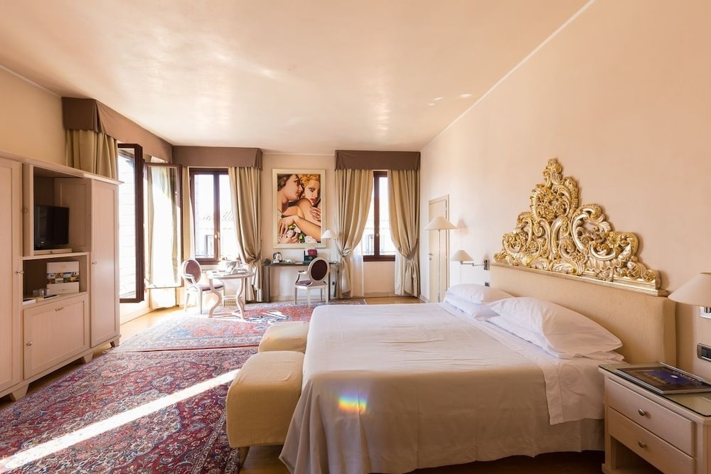 Liassidi Palace 14/84