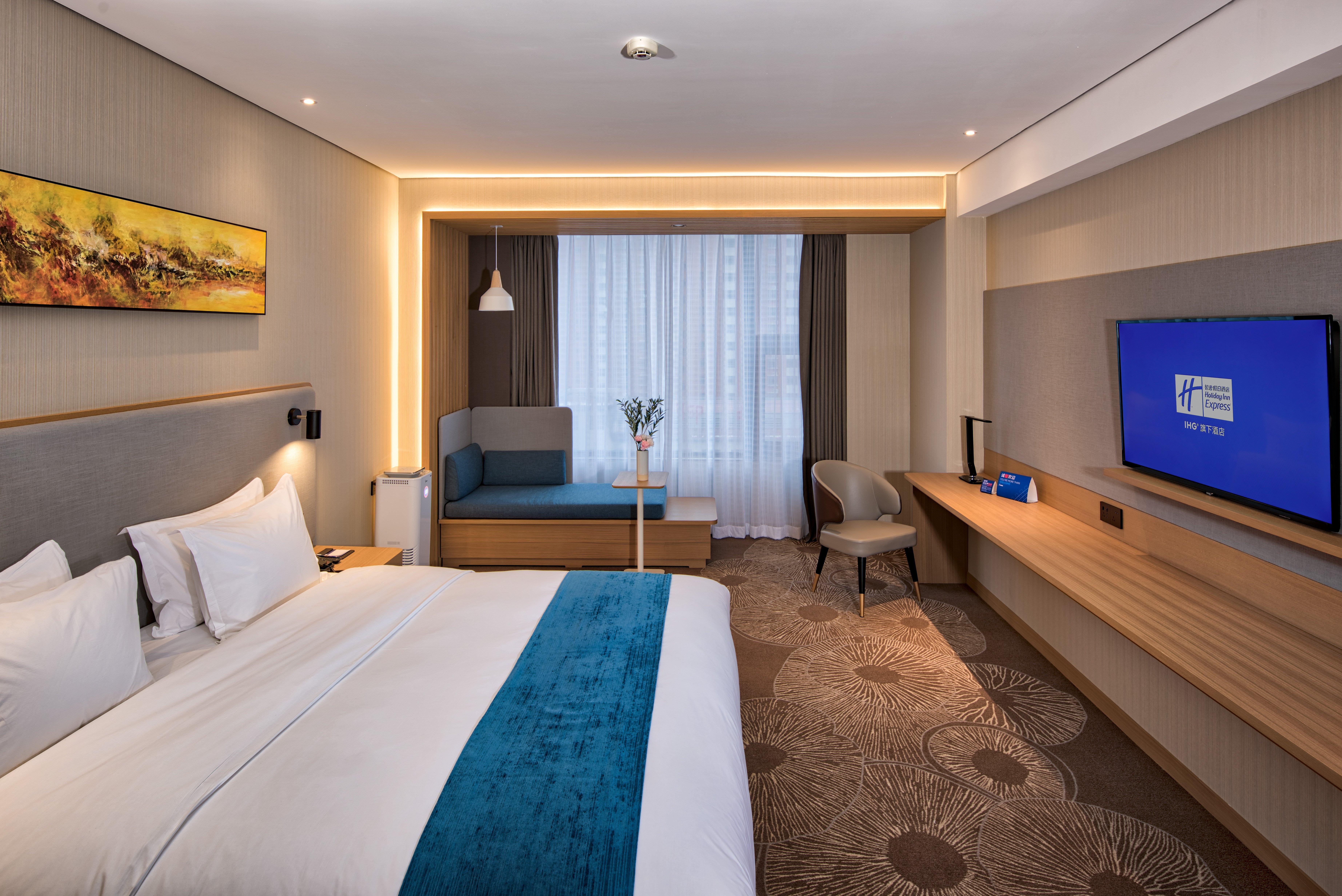 Room, King Bed