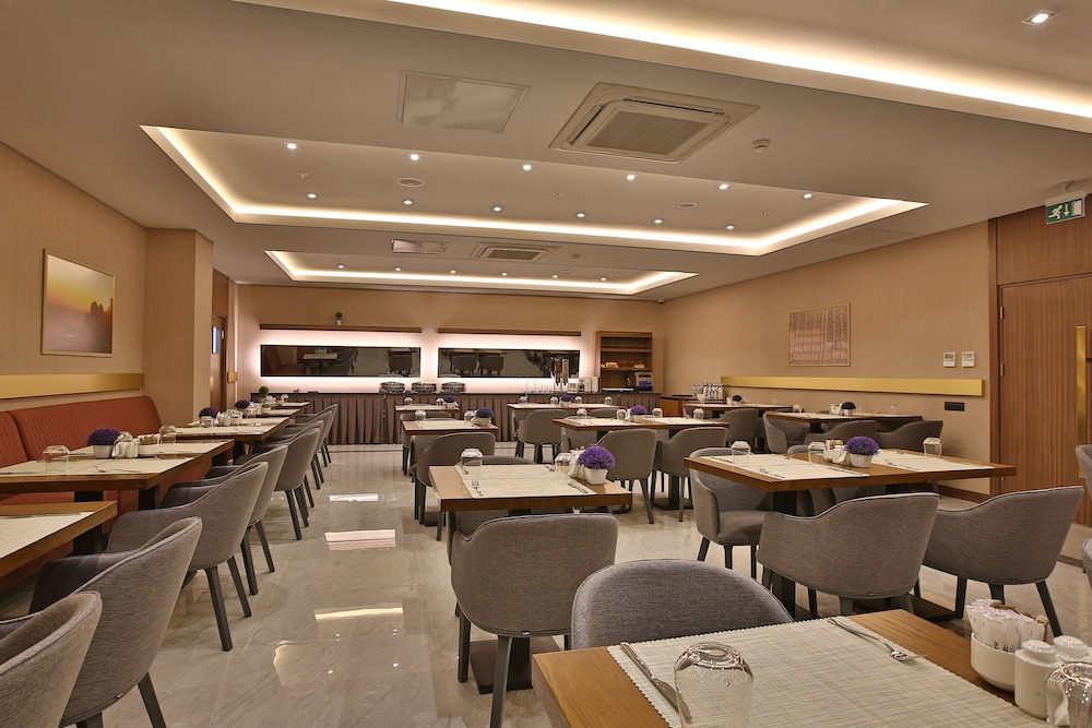 Mardin Airport Hotel 33/43
