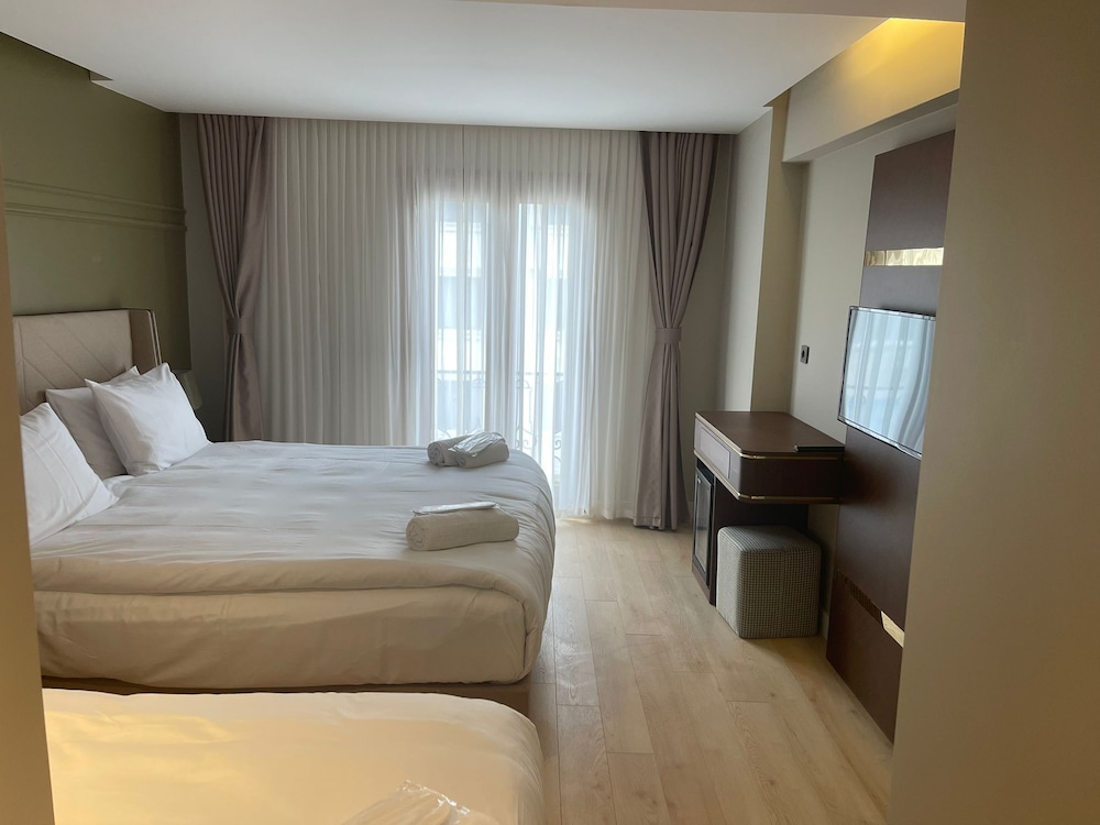 Deluxe, Triple, 3 Beds