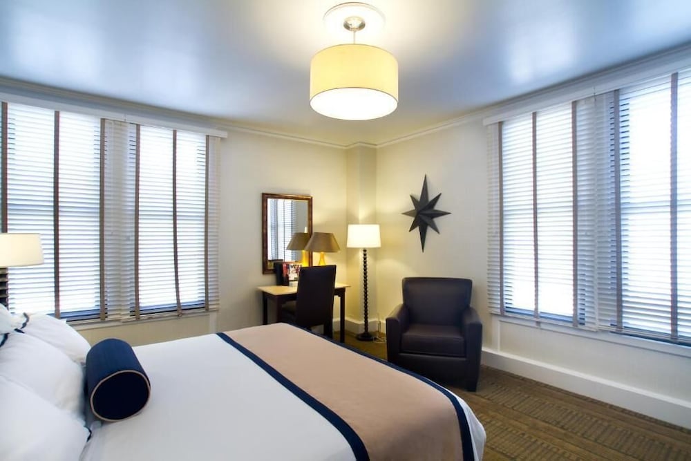 Marines Memorial Club Hotel 21/54