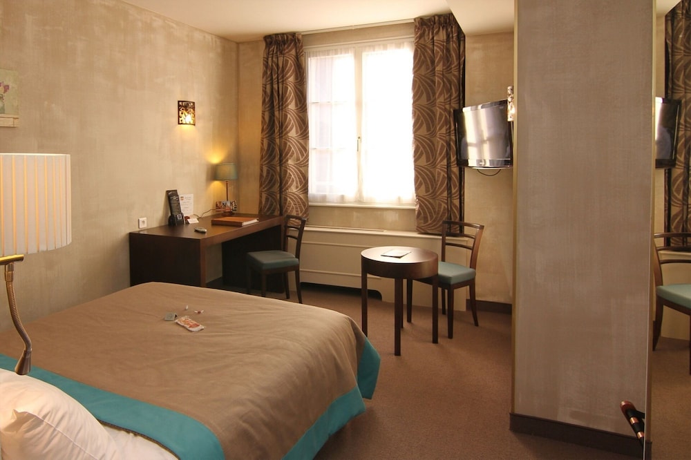 Hotel Beaucour 51/83