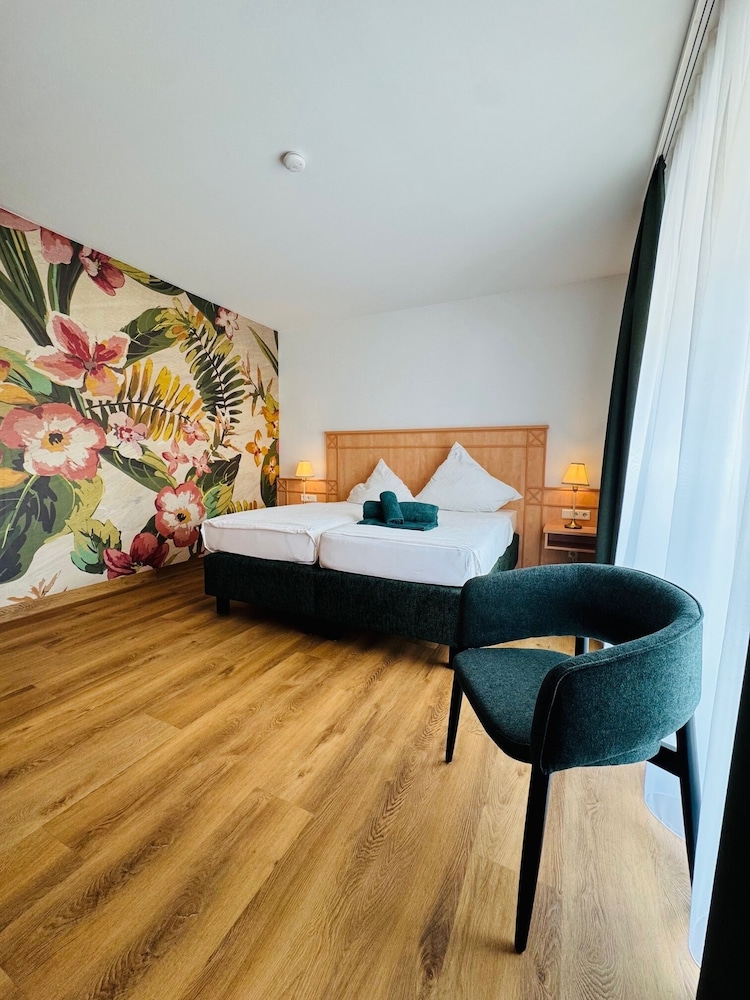 City Partner Hotel Sittardsberg 13/68