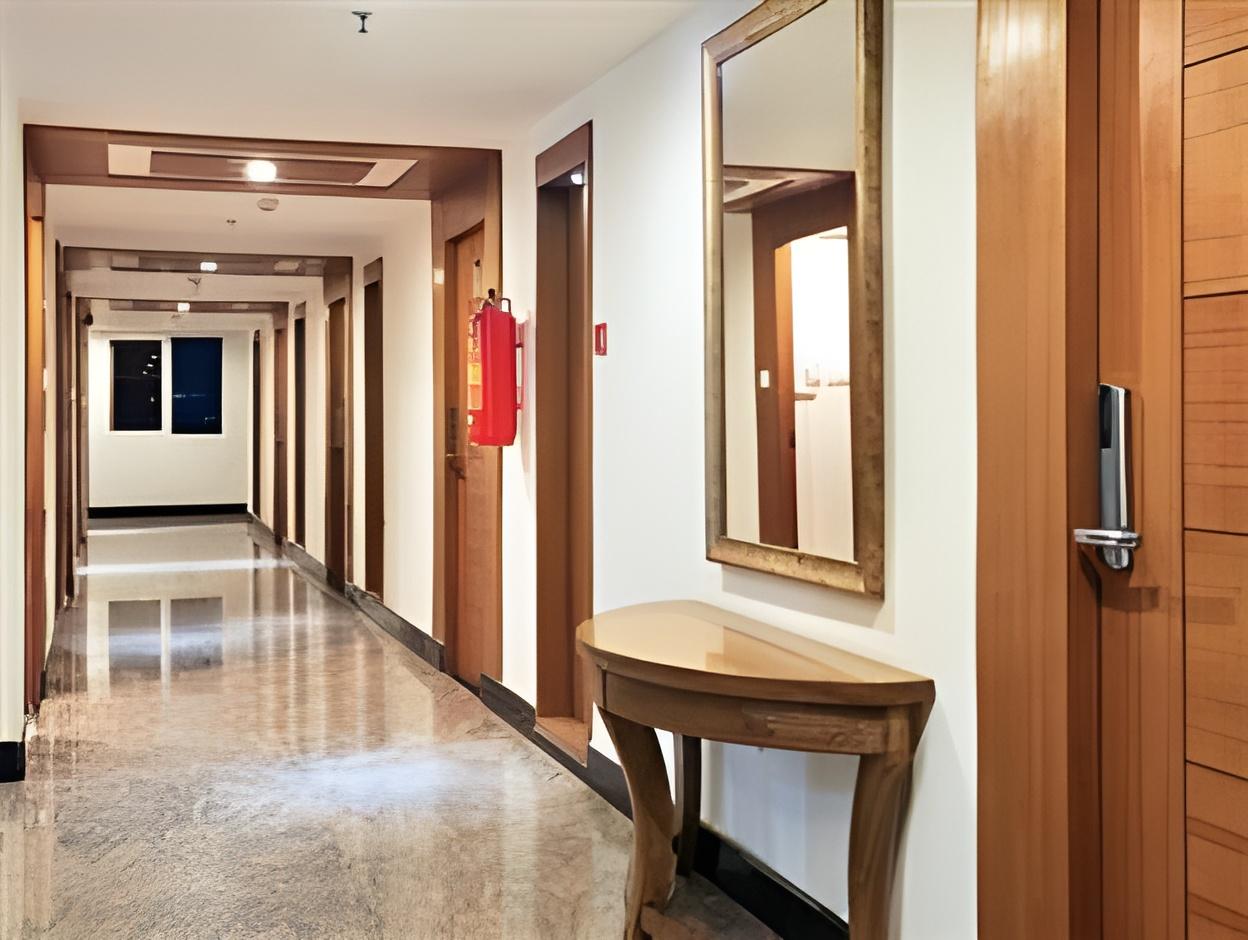 Hotel Southern Grand 38/53