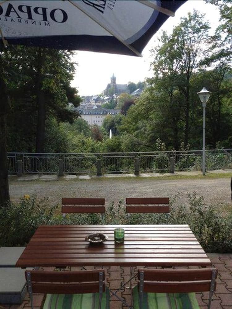Parkhotel Waldschlösschen 5/65