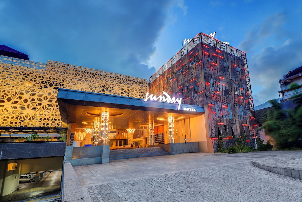 Sunday Hotel Arshika Sunset Road 6/60