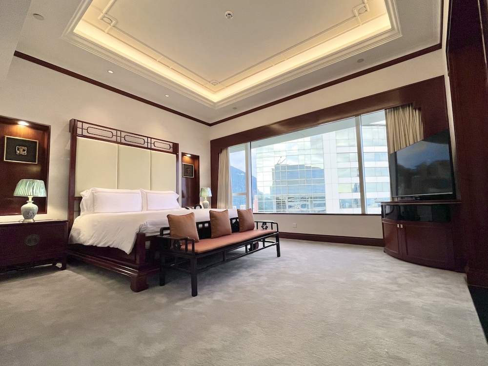 Conrad Hong Kong 17/74