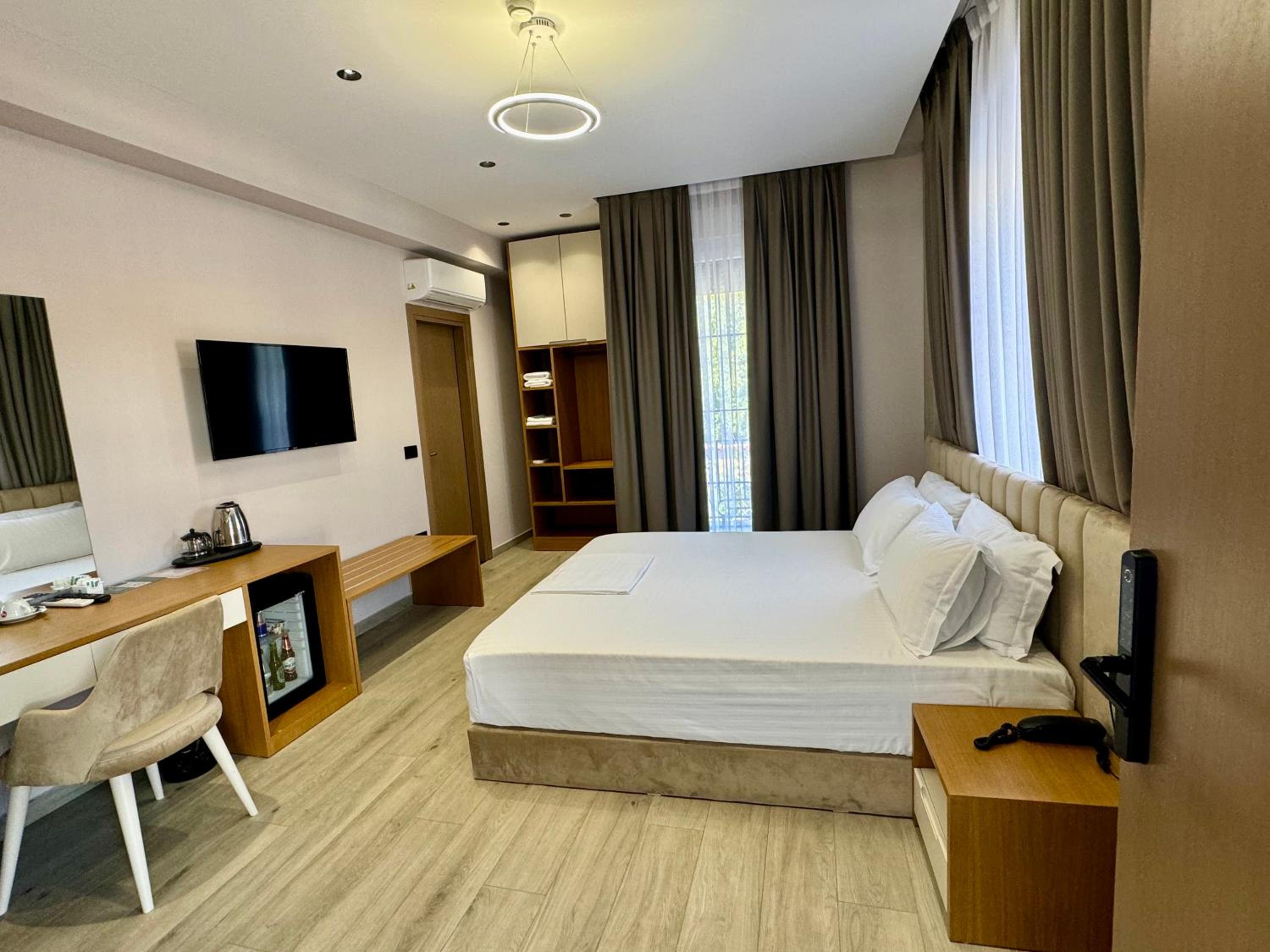 Residence Inn Tirana 13/28