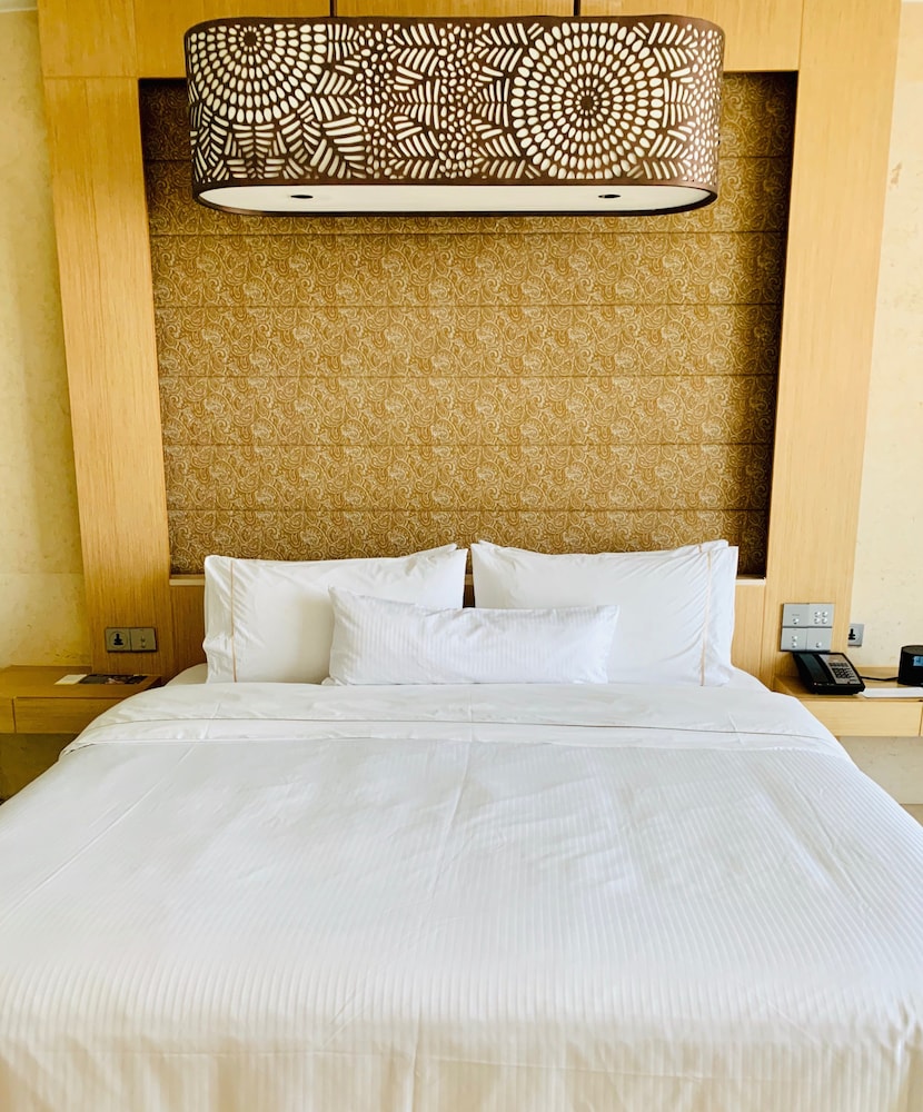The Westin Gurgaon New Delhi 21/60