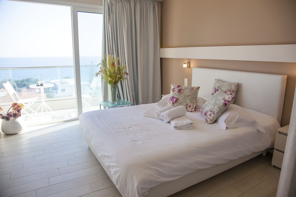 Saradari Beach Hotel 9/50