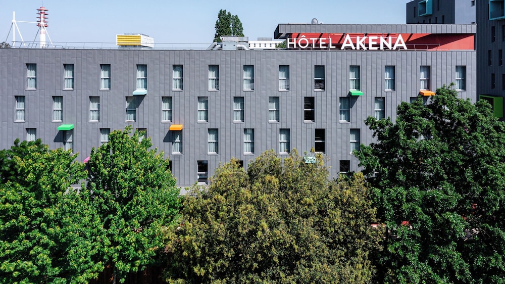 Bho Hotel 52/53