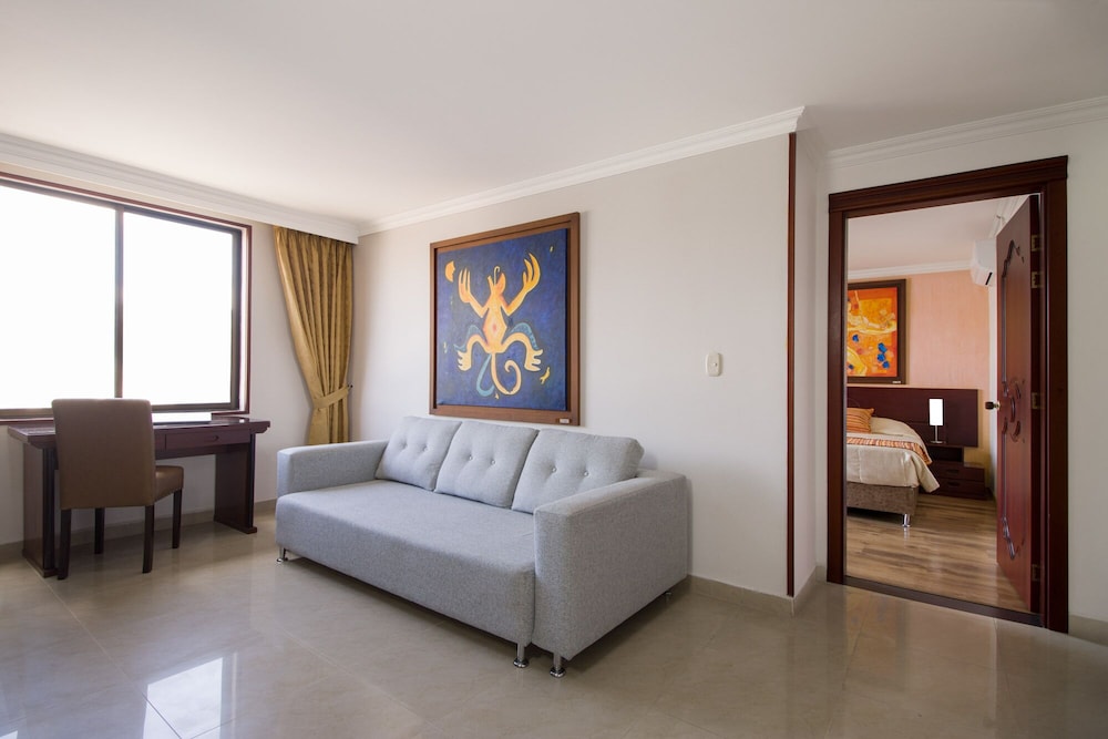 Luxor Plaza Hotel Pereira 37/50