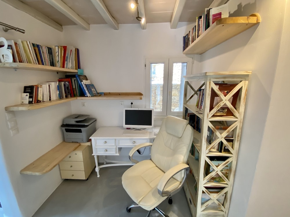 Flaskos Suites 40/50