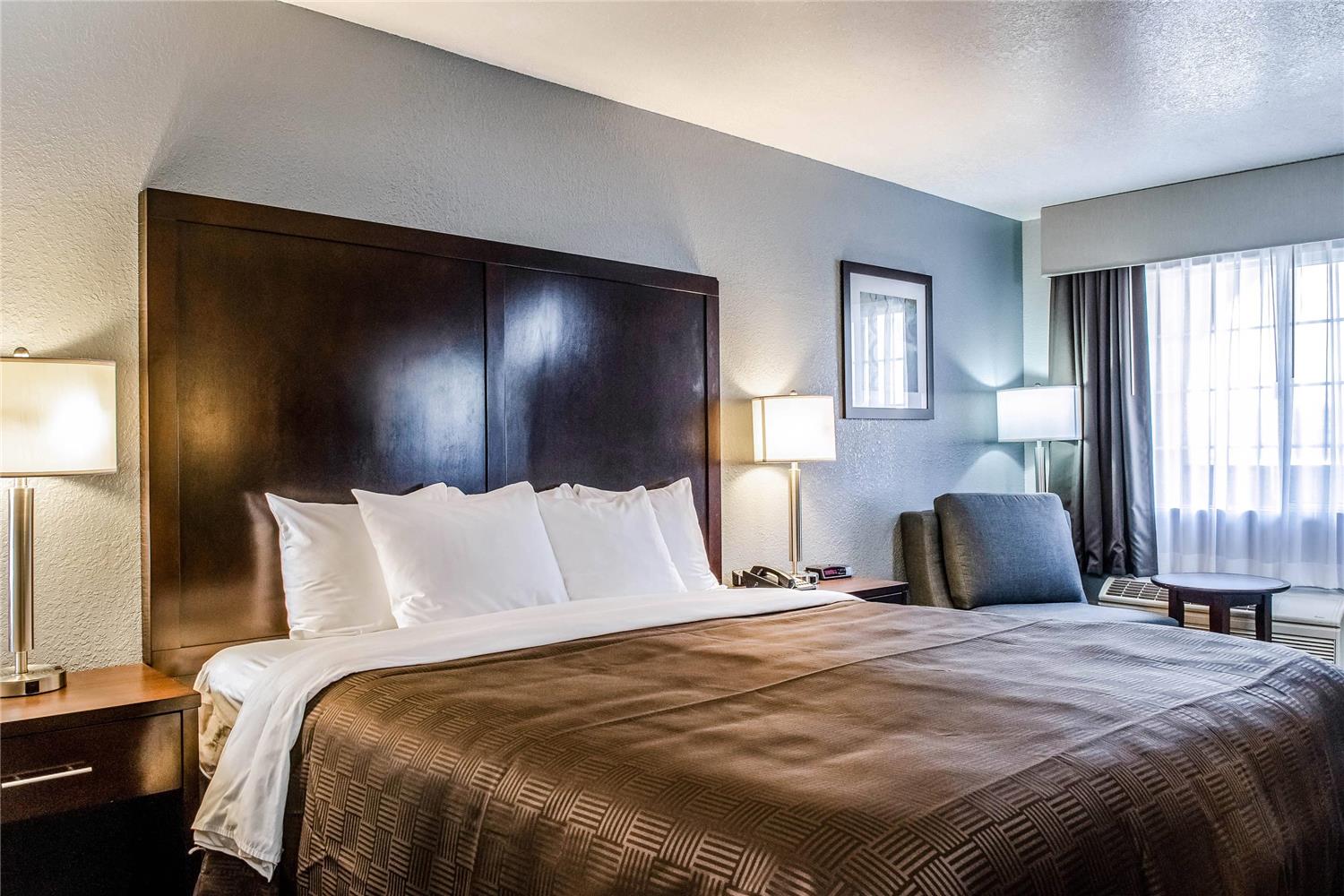 Room, King Bed