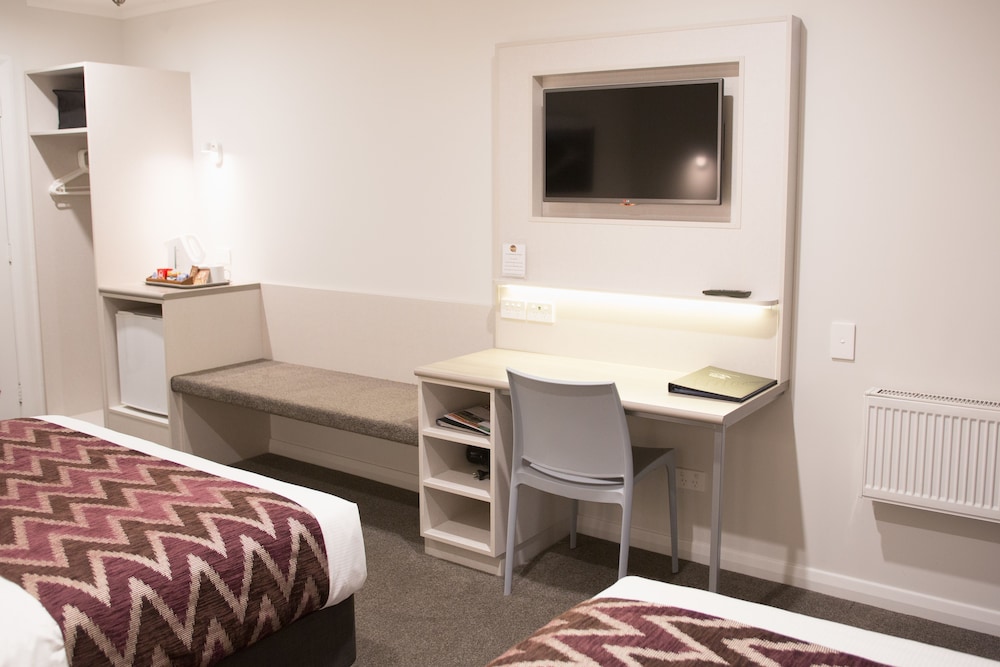 Wanaka Hotel 20/37